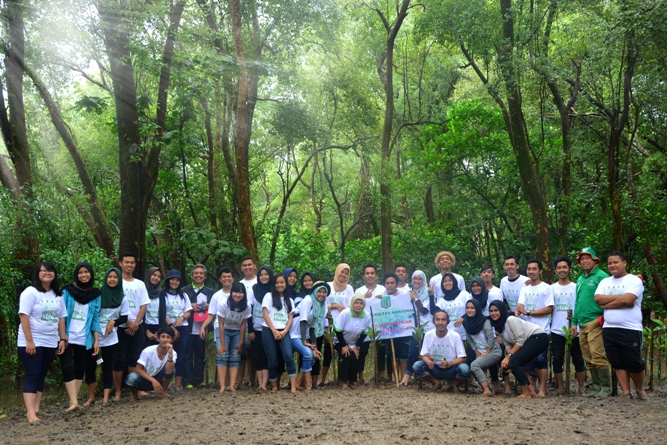 You are currently viewing Peringati Hari Peduli Sampah Nasional Fakultas Pertanian Ajak Masyarakat Lestarikan Lingkungan.